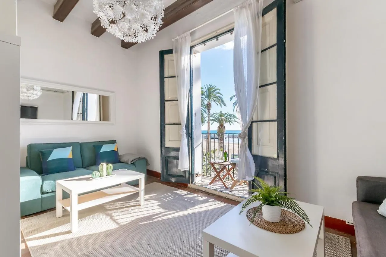 アパート Vistamar 2: Primera Linea De Mar Con Gran Terraza シッチェス