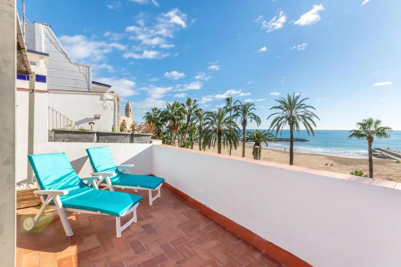 アパート Vistamar 2: Primera Linea De Mar Con Gran Terraza シッチェス
